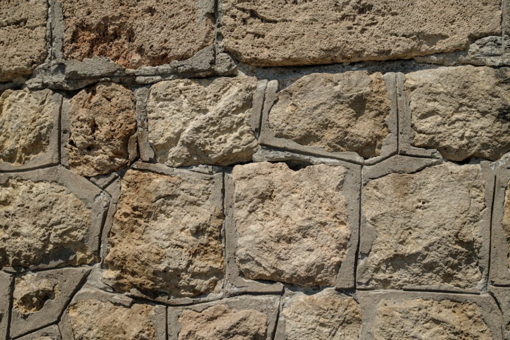 מסחר תנודתי בוול סטריט: מדד ת"א 35 יציב, אנבידיה מערערת תחזיות